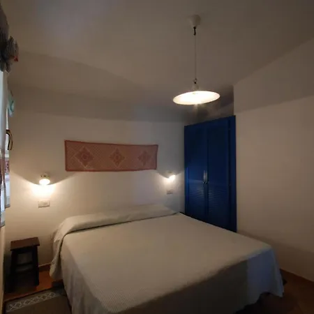 Ferienhaus In Mit Terrasse Und Meerblick - B55944 * Torre dei Corsari